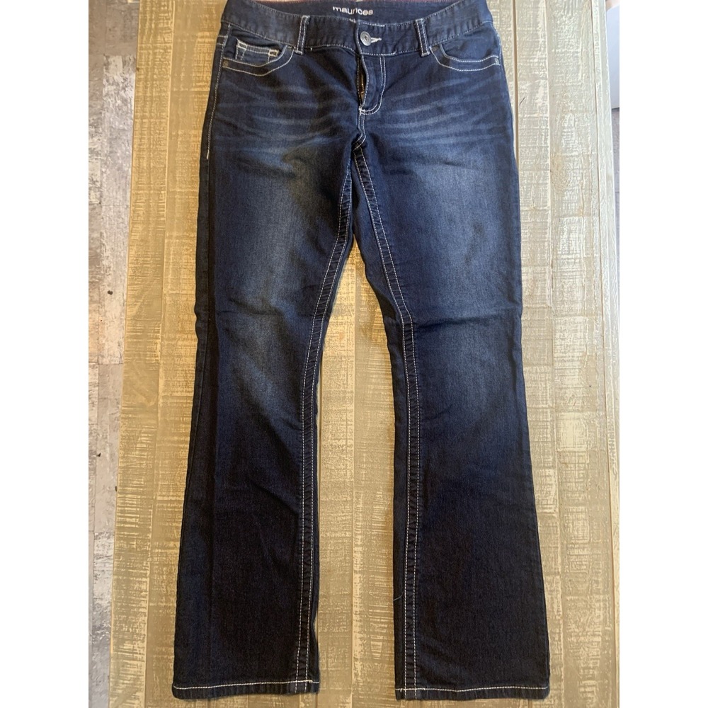 Maurice's Everflex 16 Short Mid Fit Mid Rise Slim‎ Straight Ankle Distressed